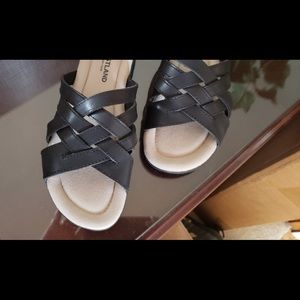 Eastland Hazel Woven Sandals